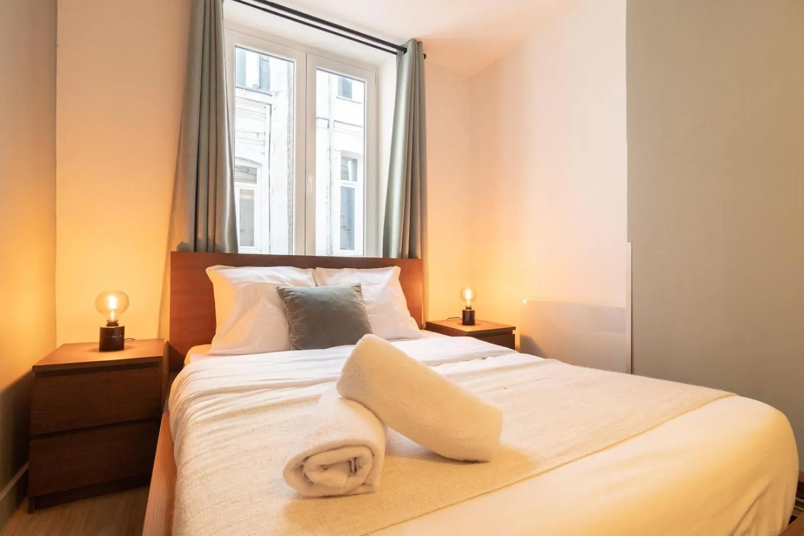 Lille Grand Place - Superb apartment 2bdrm 0*,  France