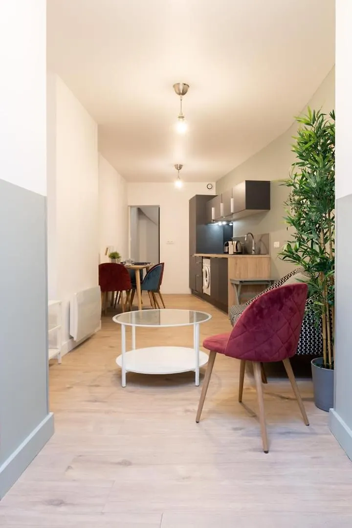 Apartamento Lille Centre: 2Bed 2Bath Apartment!