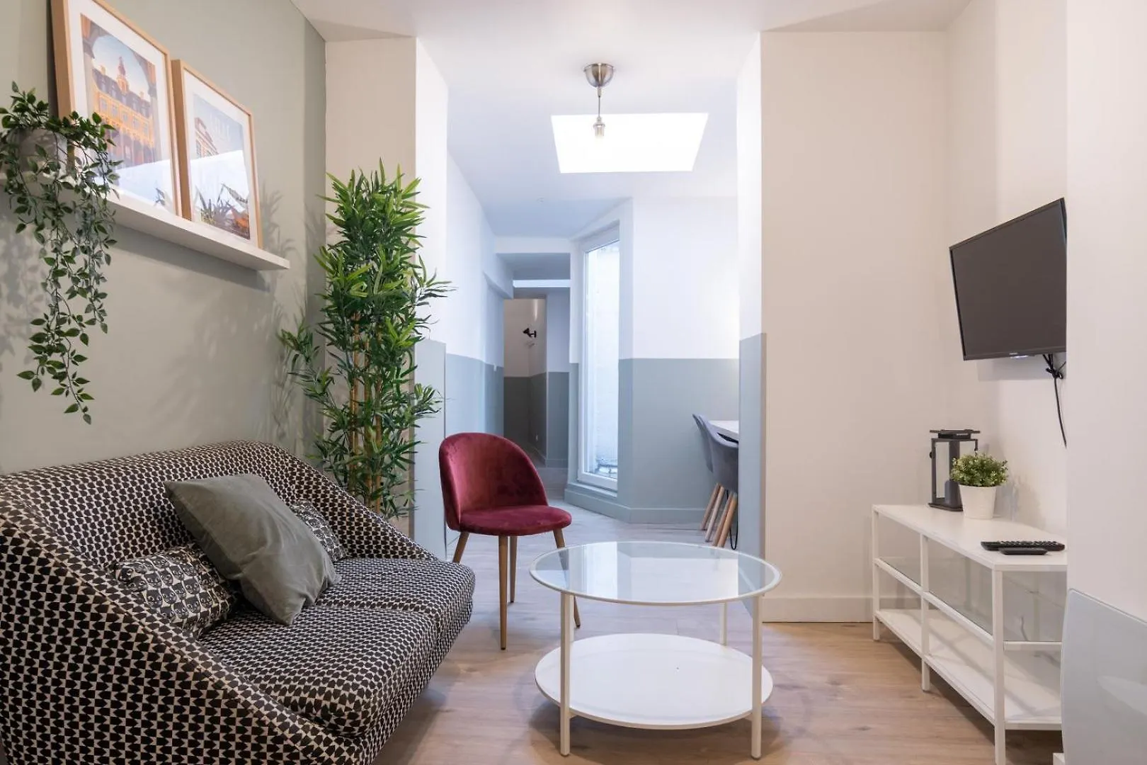 Lille Centre: 2Bed 2Bath Apartment! Apartment