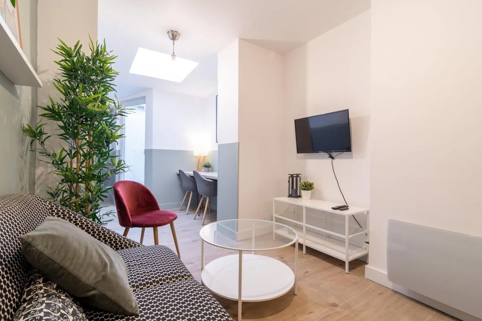 Apartment Lille Centre: 2Bed 2Bath Apartment!