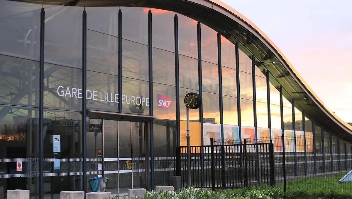 Lille Centre: 2Bed 2Bath Apartment!