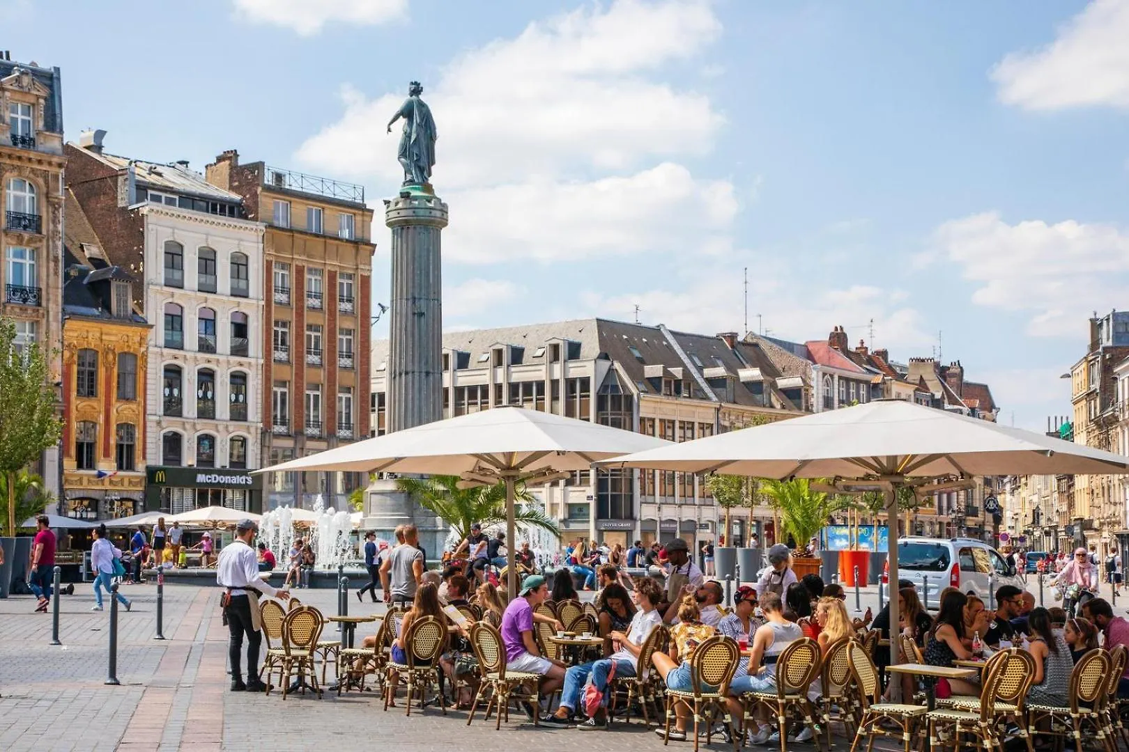 Apartment Lille Centre: 2Bed 2Bath Apartment! France